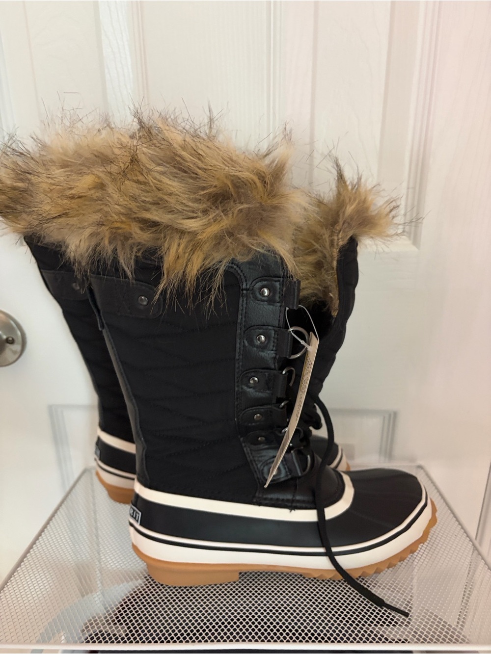 Esprit Black Winter Lace-Up Fur-Trim Boots
